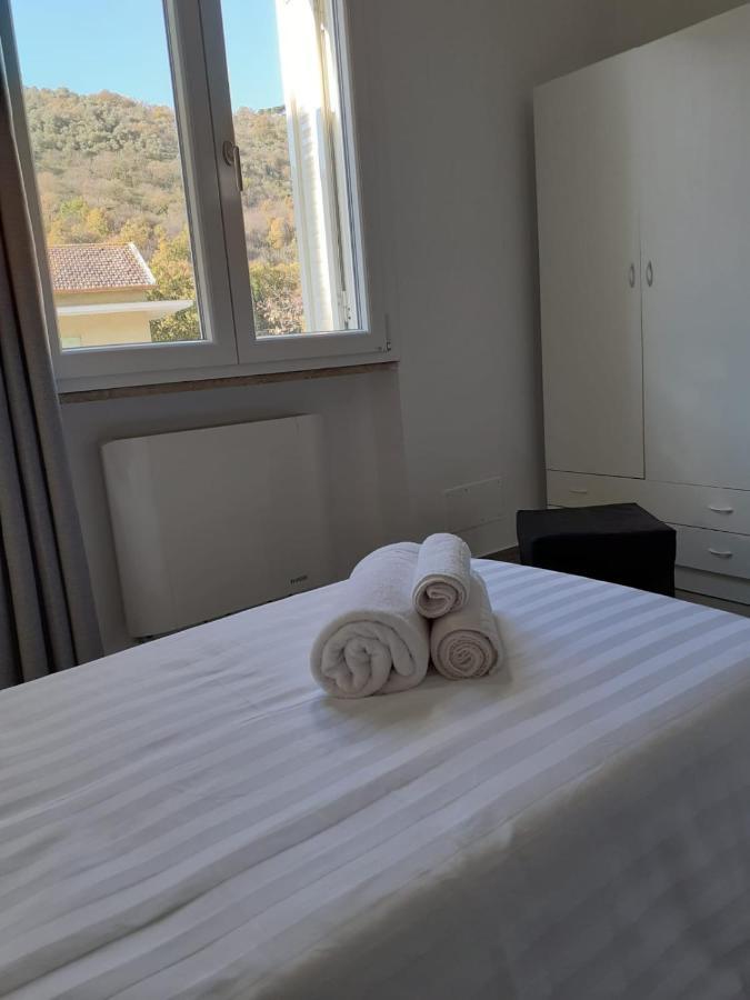 Giosam Bed & Breakfast Di Raimondo Isabelle Pozzilli Bagian luar foto